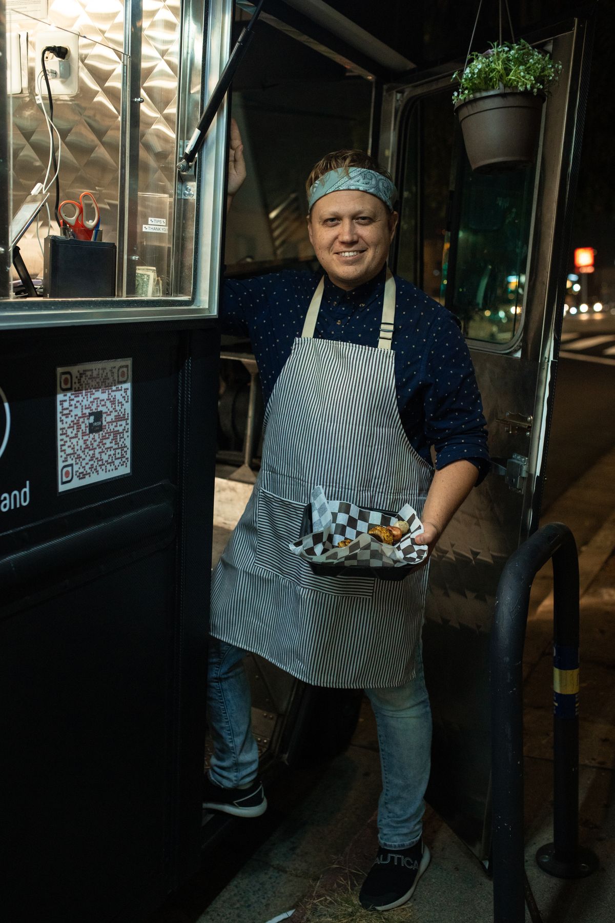 Original OCDIR directory artwork for Buen Appetit Truck — not a business photograph