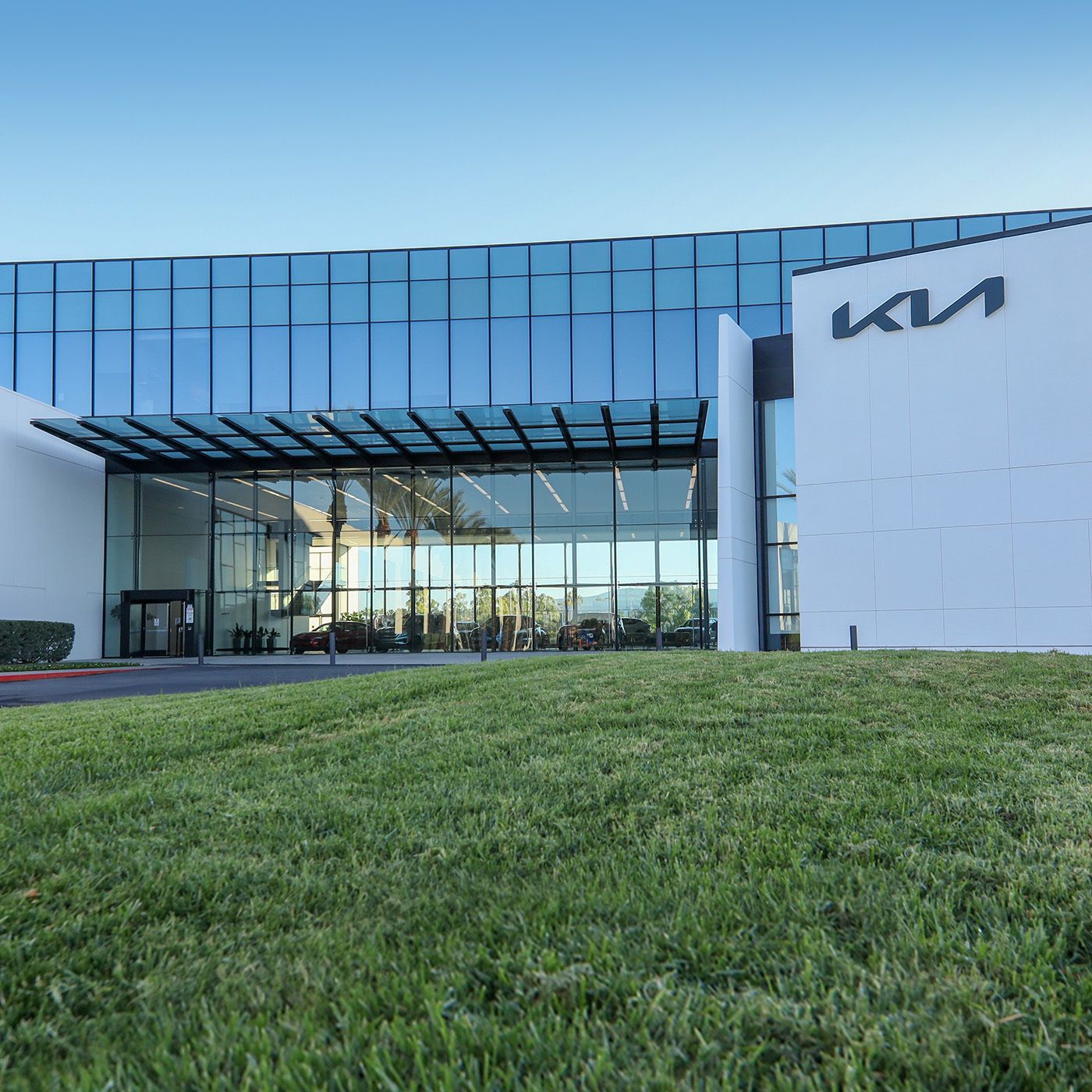 Original OCDIR directory artwork for Kia America — not a business photograph